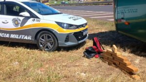 Policiamento Rodoviário apreende maconha dentro de ônibus interestadual em Marília/SP