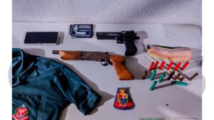 Acidente de Trânsito em Tarumã Termina com Apreensão de Espingarda e Simulacro; Suspeito é Detido