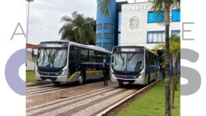 Nova frota de ônibus gratuitos em Assis começa a circular em 2 de julho, com ar-condicionado, Wi-Fi e integração no Terminal Urbano. Confira os horários.