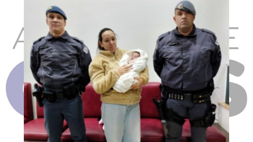 Bebê de 10 dias é salva por policiais militares em Assis após se engasgar com leite materno. Ação rápida e heroica emocionou a família e a comunidade.