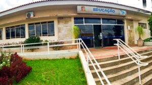 Câmara de Assis aprova quase R$ 1 milhão para reforço da merenda e reforma de escola