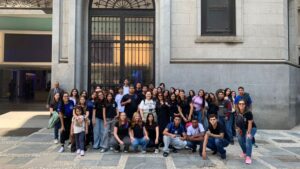 Alunos da E.E. Prof. Carlos Alberto de Oliveira visitam a Bolsa de Valores e a Feira do Empreendedor 2025