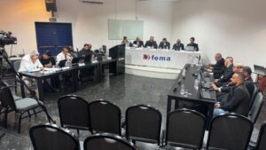 Câmara de Assis vota R$ 10 milhões para Saúde e Educação em sessão na FEMA