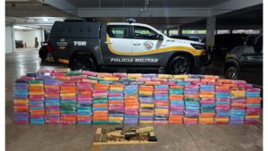Polícia Rodoviária apreende fuzil e carga de cocaína avaliada em R$ 5,4 milhões em Palmital
