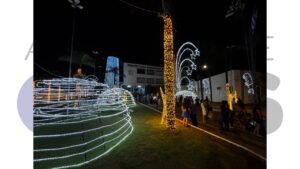 Assis acende luzes de Natal em três pontos da cidade e abre programação do ‘Celebra Assis’