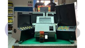 Batida policial: Bar no centro de Paraguaçu Paulista é flagrado com “mini cassino” e máquinas do jogo do bicho