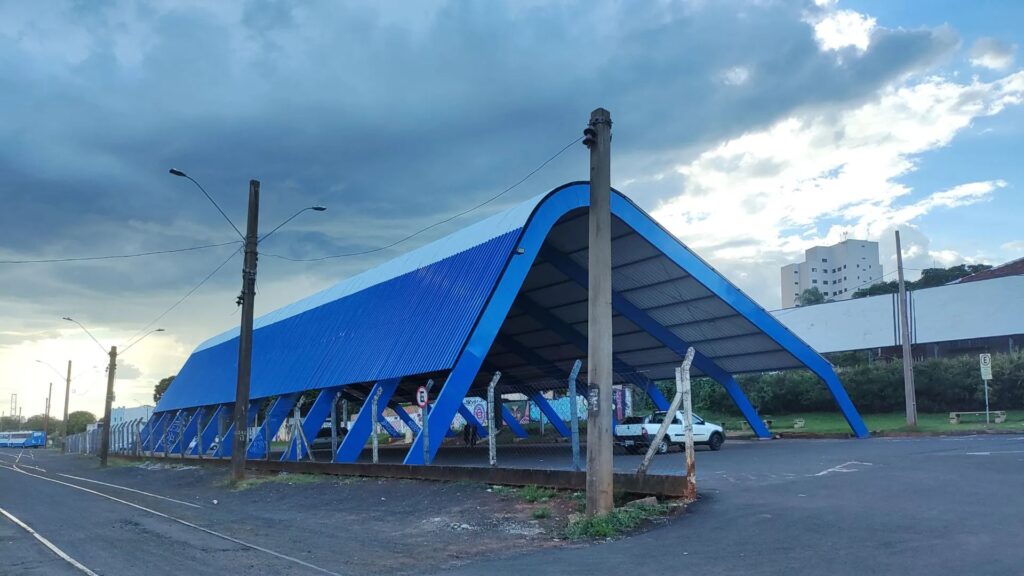 O Carnaval chegou: Assis cai na folia a partir das 20h deste sábado com desfile e festa gratuita