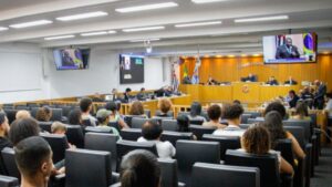 O Rock vai rolar: Câmara Municipal aprova projeto e garante a realização do ‘Rock Cidade 2026’ em Assis