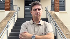 Crise no Executivo: Vice-prefeito denuncia ‘despejo’ de gabinete e escancara tensão em Assis