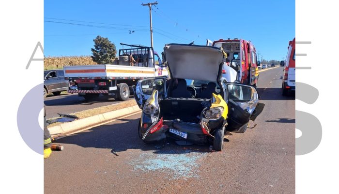 14-08-acidente-viatura-departamento-de-transito-avenida-benedito-pires-assis-14-08-2025