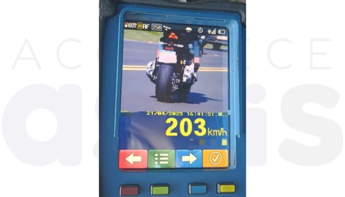 motociclista-a-203-kmh-flagrado-na-sp-294-operacao-feriado-iacri-2025