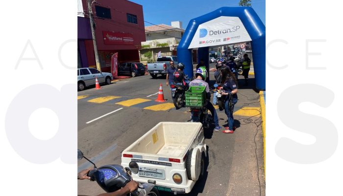 operacao-educativa-detran-sp-motociclistas-assis-2025